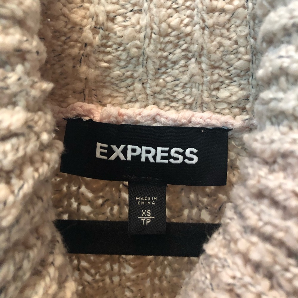 ๐ป Sweater - Picture 3 of 3